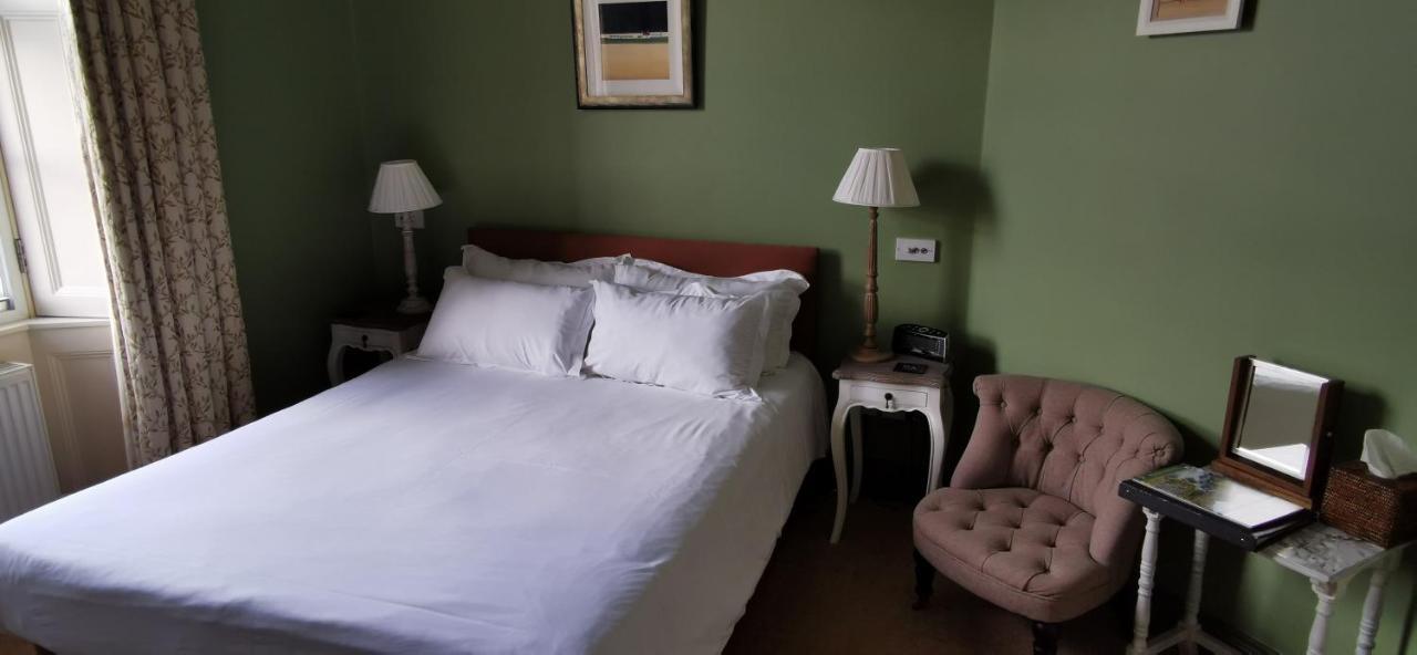 Buccleuch And Queensberry Arms Hotel Торнхилл Экстерьер фото
