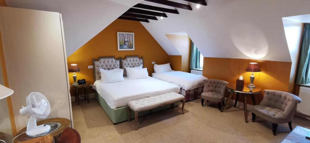 Buccleuch And Queensberry Arms Hotel Торнхилл Экстерьер фото