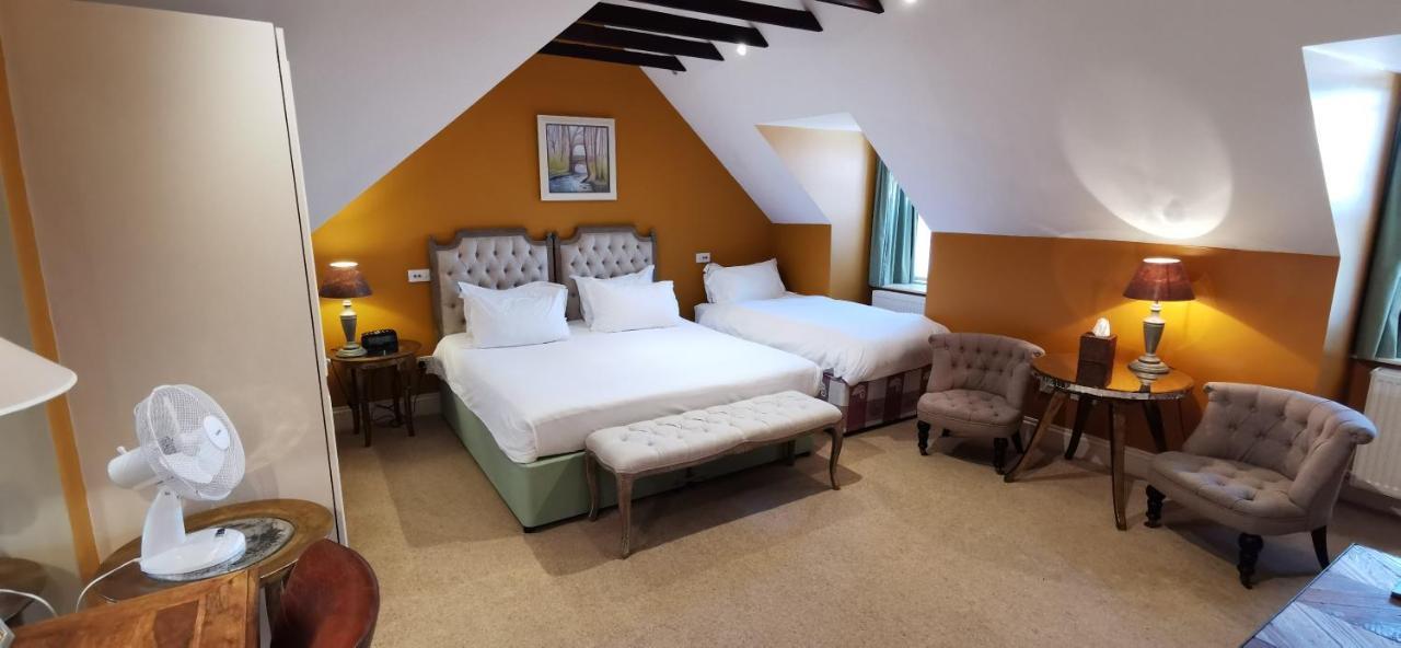 Buccleuch And Queensberry Arms Hotel Торнхилл Экстерьер фото